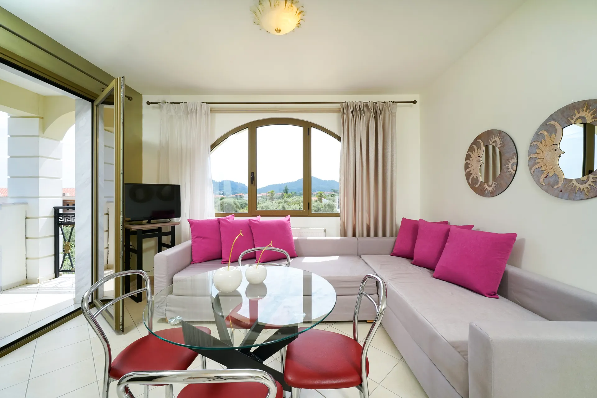 Tiara Holidays - MaryAn Luxury Apartments - Superior Suite 2st floor - dnevna soba